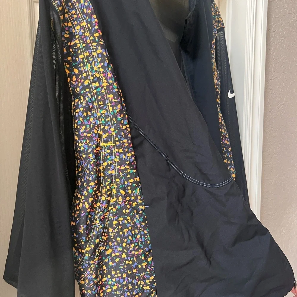Nike Icon Clash Mesh Panel Windbreaker Running Jacket- packable garment, 3XL